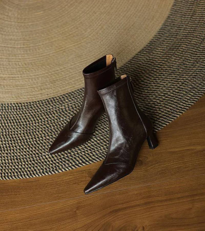 Fulvia | Minimal Leather Ankle Boots with Medium Heel