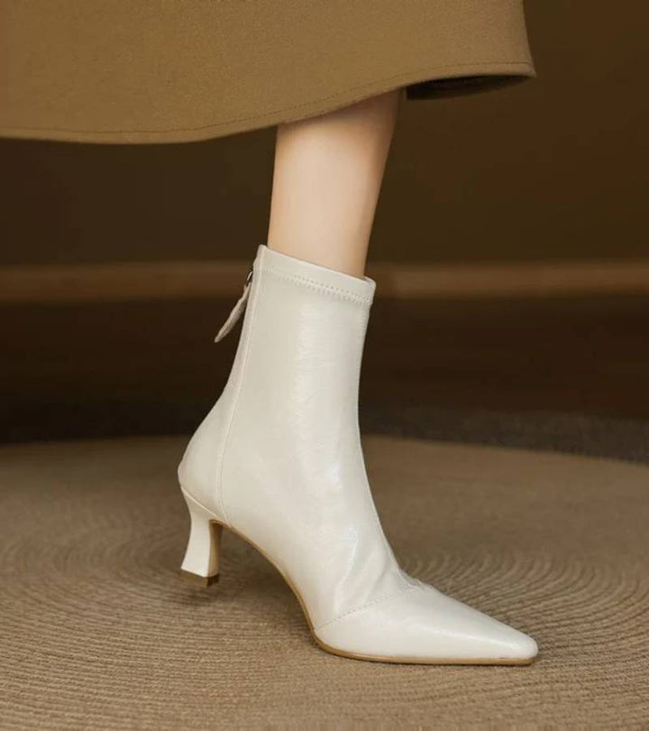 Fulvia | Minimal Leather Ankle Boots with Medium Heel
