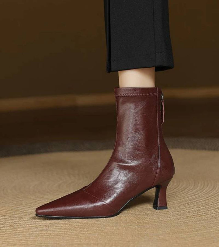 Fulvia | Minimal Leather Ankle Boots with Medium Heel
